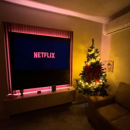 Downtown Deluxe Apartment